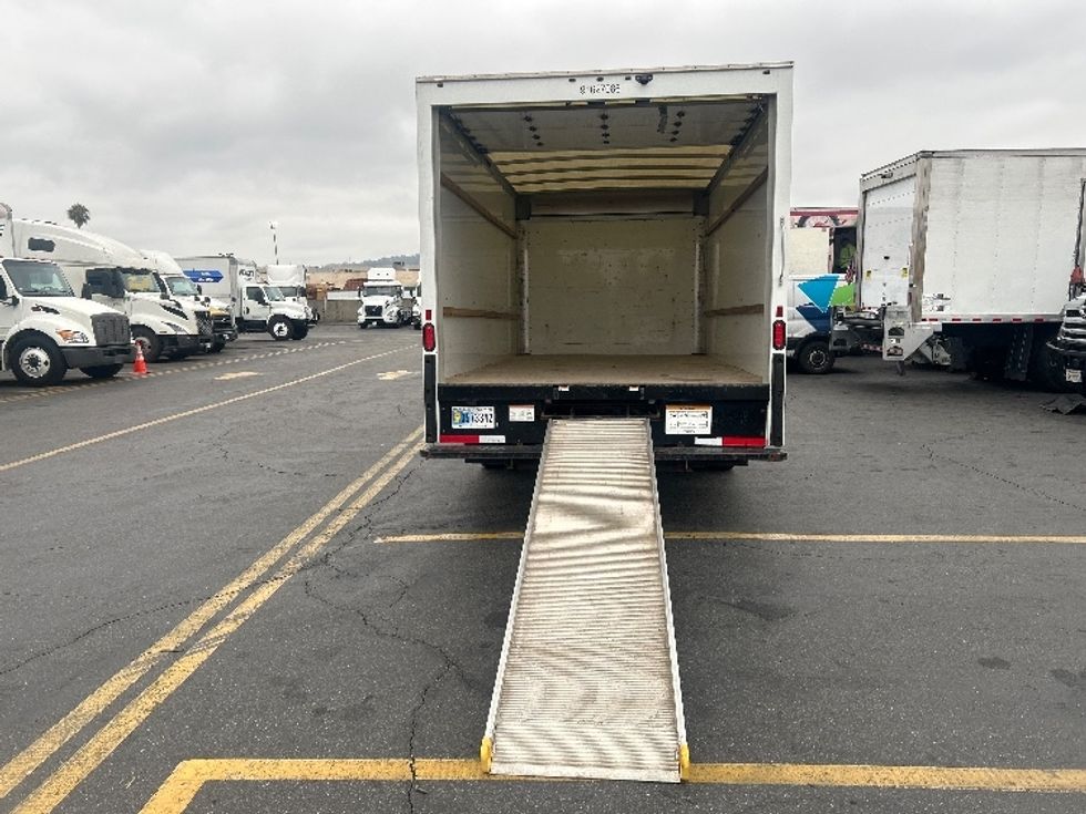 Light Duty Box Truck-Light and Medium Duty Trucks-GMC-2022-Savana G33903-Hayward-CA-93,403\n\t\tmiles-$ 30,250 - Image 9