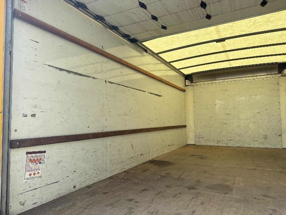 Light Duty Box Truck-Light and Medium Duty Trucks-GMC-2022-Savana G33903-Homewood-AL-100,803\n\t\tmiles-$ 27,250 - Image 11