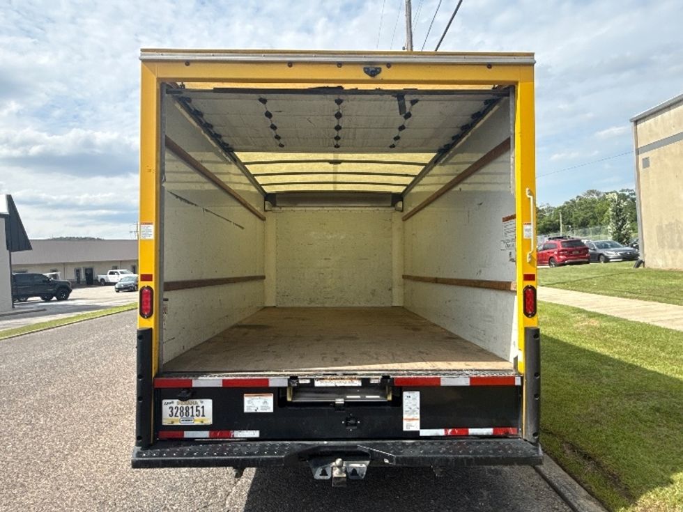 Light Duty Box Truck-Light and Medium Duty Trucks-GMC-2022-Savana G33903-Homewood-AL-100,803\n\t\tmiles-$ 27,250 - Image 8