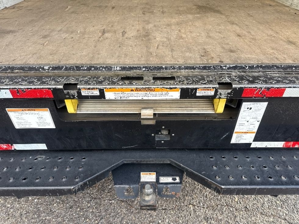 Light Duty Box Truck-Light and Medium Duty Trucks-GMC-2022-Savana G33903-Homewood-AL-129,194\n\t\tmiles-$ 24,750 - Image 10