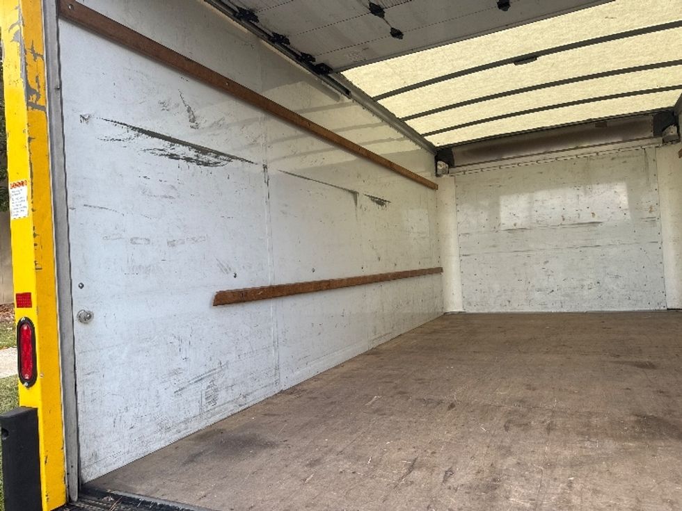 Light Duty Box Truck-Light and Medium Duty Trucks-GMC-2022-Savana G33903-Homewood-AL-129,194\n\t\tmiles-$ 24,750 - Image 11