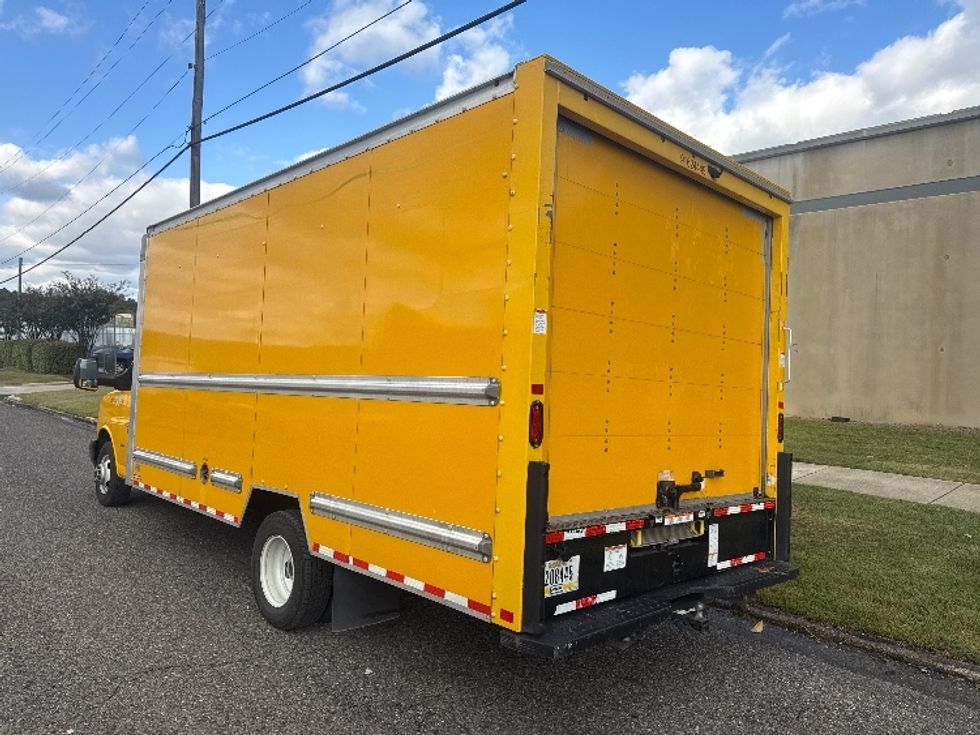 Light Duty Box Truck-Light and Medium Duty Trucks-GMC-2022-Savana G33903-Homewood-AL-129,194\n\t\tmiles-$ 24,750 - Image 6