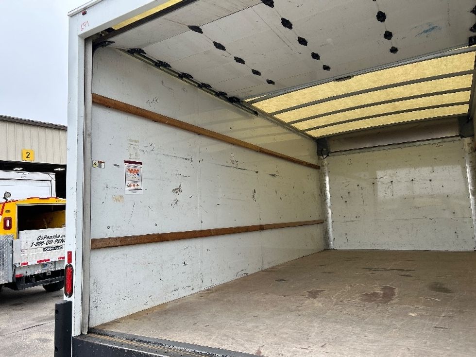 Light Duty Box Truck-Light and Medium Duty Trucks-GMC-2022-Savana G33903-Homewood-AL-95,407\n\t\tmiles-$ 31,500 - Image 11