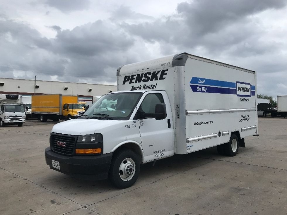 Light Duty Box Truck-Light and Medium Duty Trucks-GMC-2022-Savana G33903-Houston-TX-60,623\n\t\tmiles-$ 38,500 - Image 1
