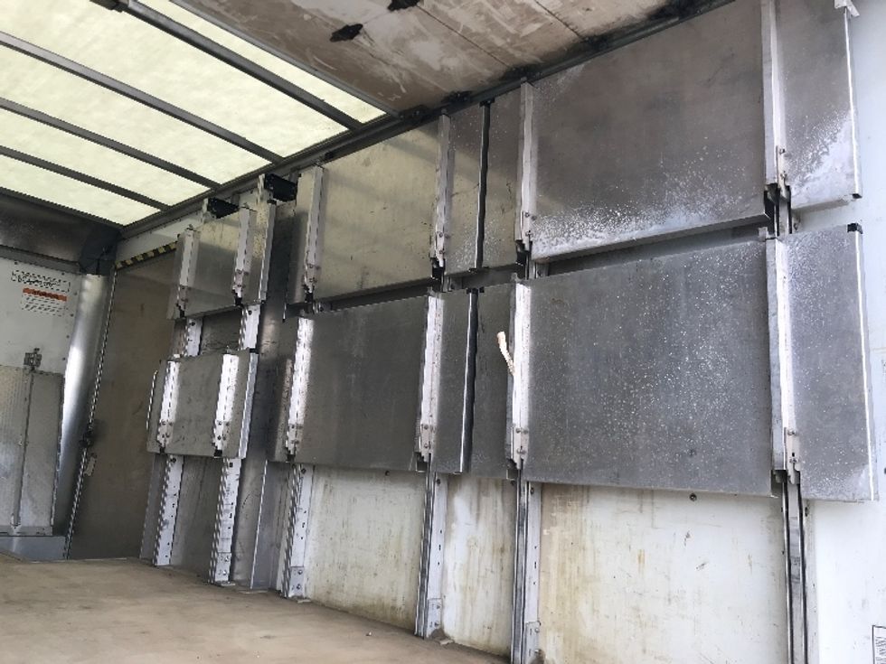 Light Duty Box Truck-Light and Medium Duty Trucks-GMC-2022-Savana G33903-Houston-TX-60,623\n\t\tmiles-$ 38,500 - Image 10