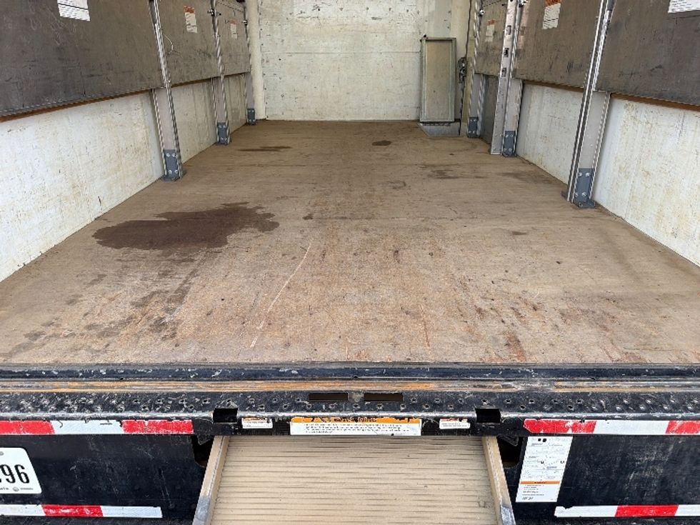 Light Duty Box Truck-Light and Medium Duty Trucks-GMC-2022-Savana G33903-Houston-TX-94,238\n\t\tmiles-$ 33,500 - Image 10