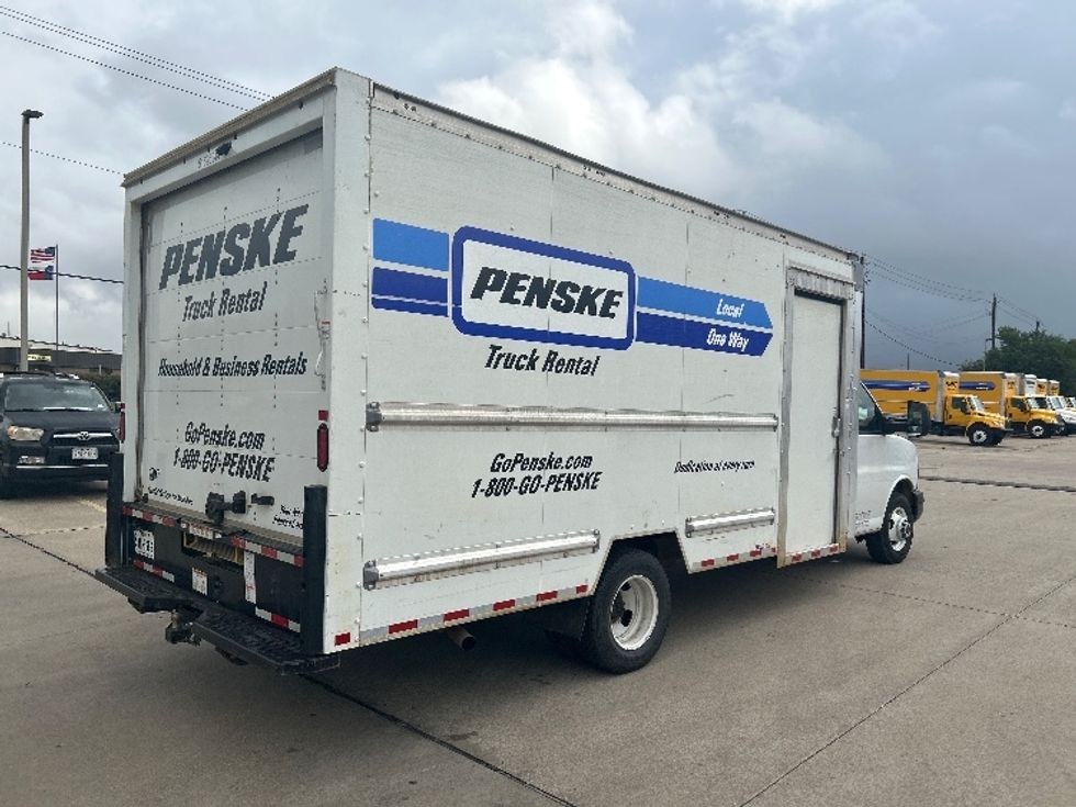 Light Duty Box Truck-Light and Medium Duty Trucks-GMC-2022-Savana G33903-Houston-TX-94,238\n\t\tmiles-$ 33,500 - Image 13