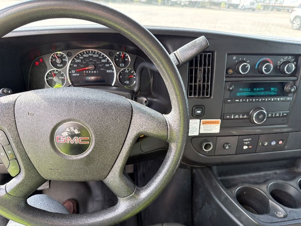 Light Duty Box Truck-Light and Medium Duty Trucks-GMC-2022-Savana G33903-Houston-TX-94,238\n\t\tmiles-$ 33,500 - Image 18