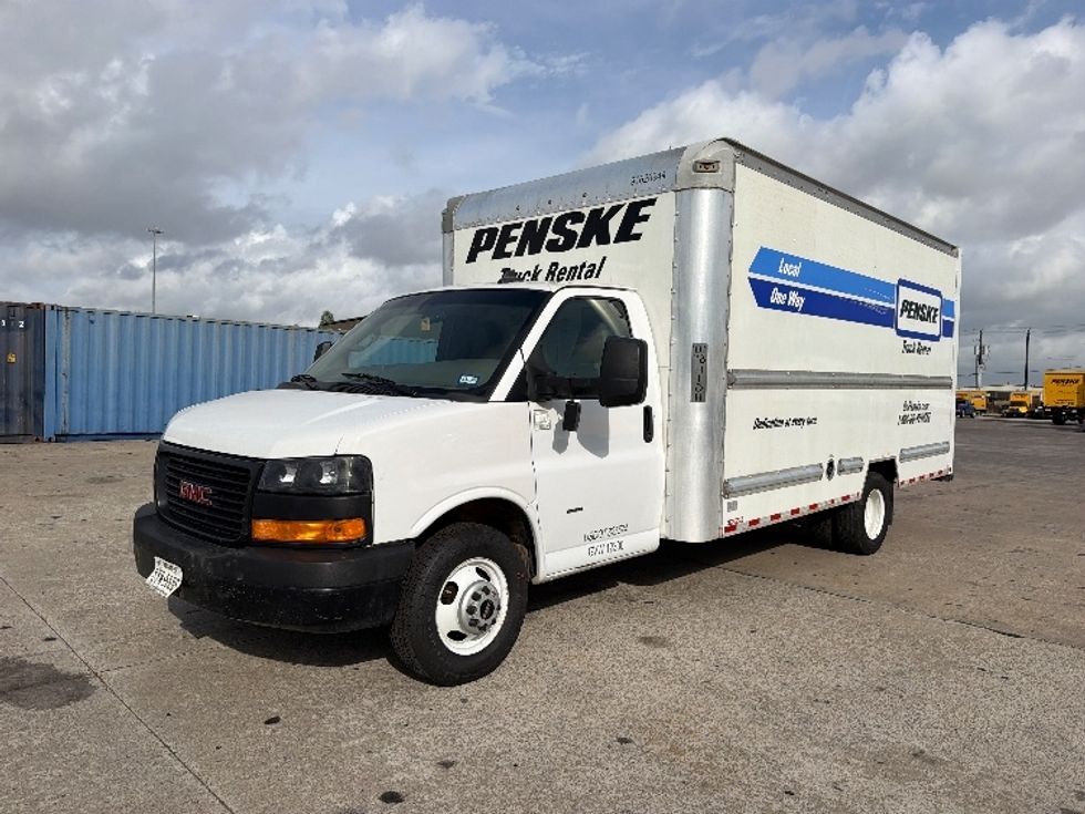 Light Duty Box Truck-Light and Medium Duty Trucks-GMC-2022-Savana G33903-Houston-TX-94,238\n\t\tmiles-$ 33,500 - Image 3