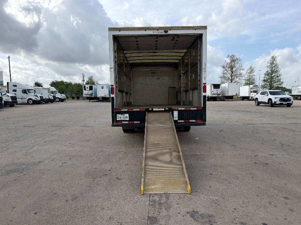 Light Duty Box Truck-Light and Medium Duty Trucks-GMC-2022-Savana G33903-Houston-TX-94,238\n\t\tmiles-$ 33,500 - Image 9