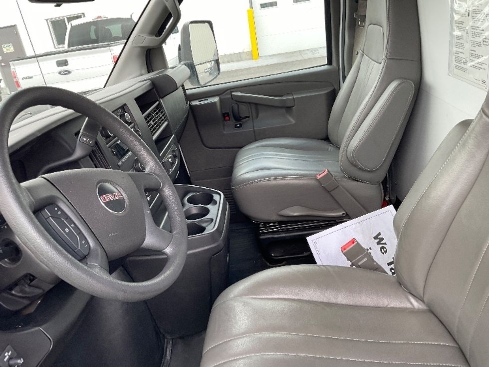 Light Duty Box Truck-Light and Medium Duty Trucks-GMC-2022-Savana G33903-Idaho Falls-ID-38,795\n\t\tmiles-$ 47,000 - Image 15