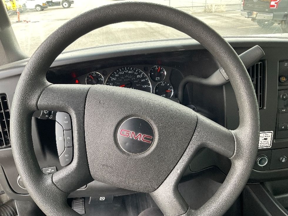 Light Duty Box Truck-Light and Medium Duty Trucks-GMC-2022-Savana G33903-Idaho Falls-ID-38,795\n\t\tmiles-$ 47,000 - Image 16