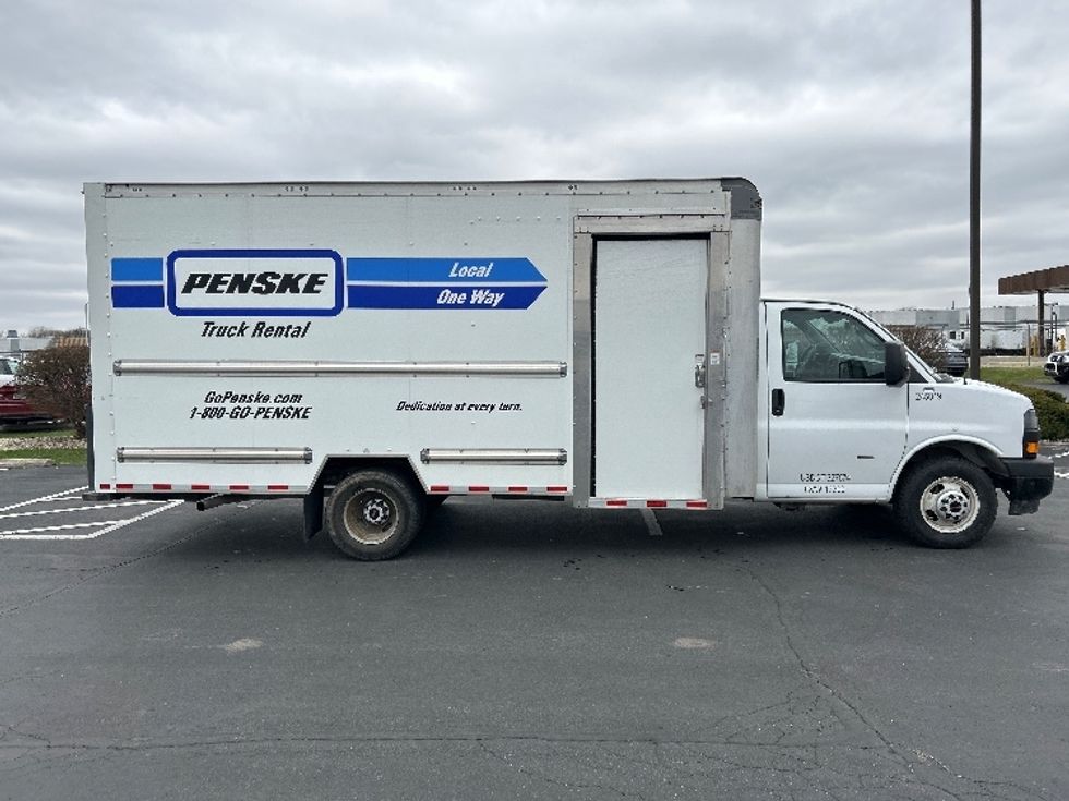 Light Duty Box Truck-Light and Medium Duty Trucks-GMC-2022-Savana G33903-Indianapolis-IN-50,636\n\t\tmiles-$ 40,000 - Image 15