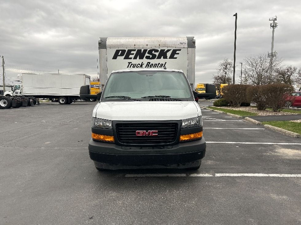 Light Duty Box Truck-Light and Medium Duty Trucks-GMC-2022-Savana G33903-Indianapolis-IN-50,636\n\t\tmiles-$ 40,000 - Image 2