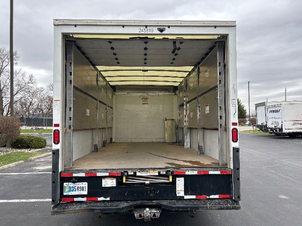 Light Duty Box Truck-Light and Medium Duty Trucks-GMC-2022-Savana G33903-Indianapolis-IN-50,636\n\t\tmiles-$ 40,000 - Image 8