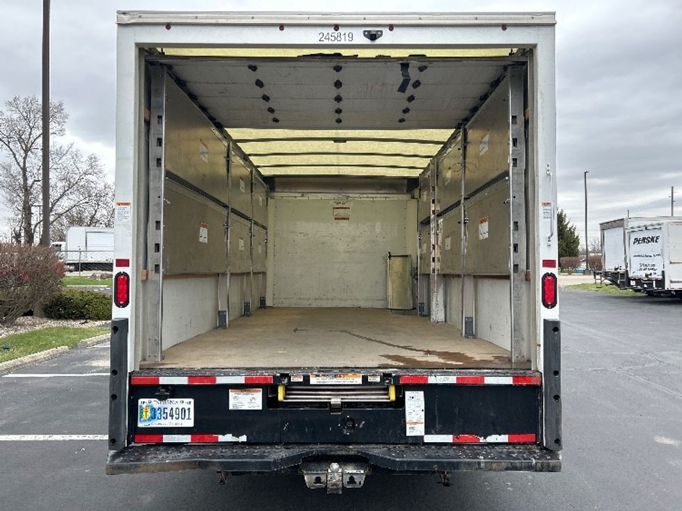 Light Duty Box Truck-Light and Medium Duty Trucks-GMC-2022-Savana G33903-Indianapolis-IN-50,636\n\t\tmiles-$ 40,000 - Image 9