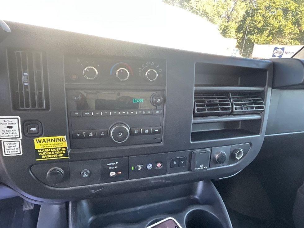 Light Duty Box Truck-Light and Medium Duty Trucks-GMC-2022-Savana G33903-Indianapolis-IN-67,778\n\t\tmiles-$ 34,500 - Image 23