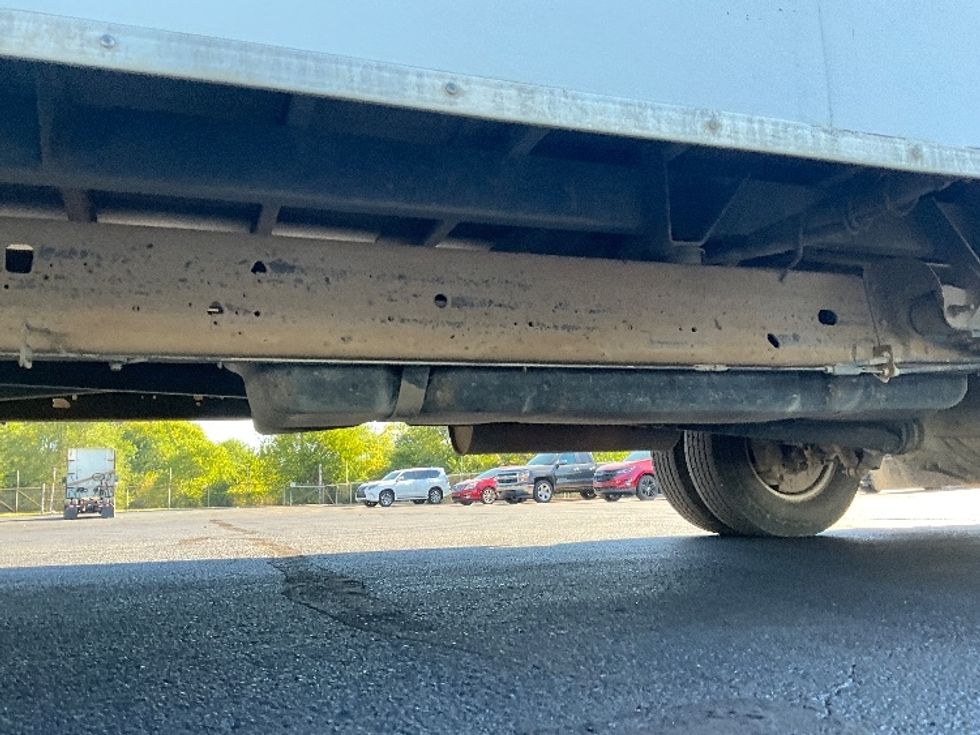 Light Duty Box Truck-Light and Medium Duty Trucks-GMC-2022-Savana G33903-Indianapolis-IN-67,778\n\t\tmiles-$ 34,500 - Image 5