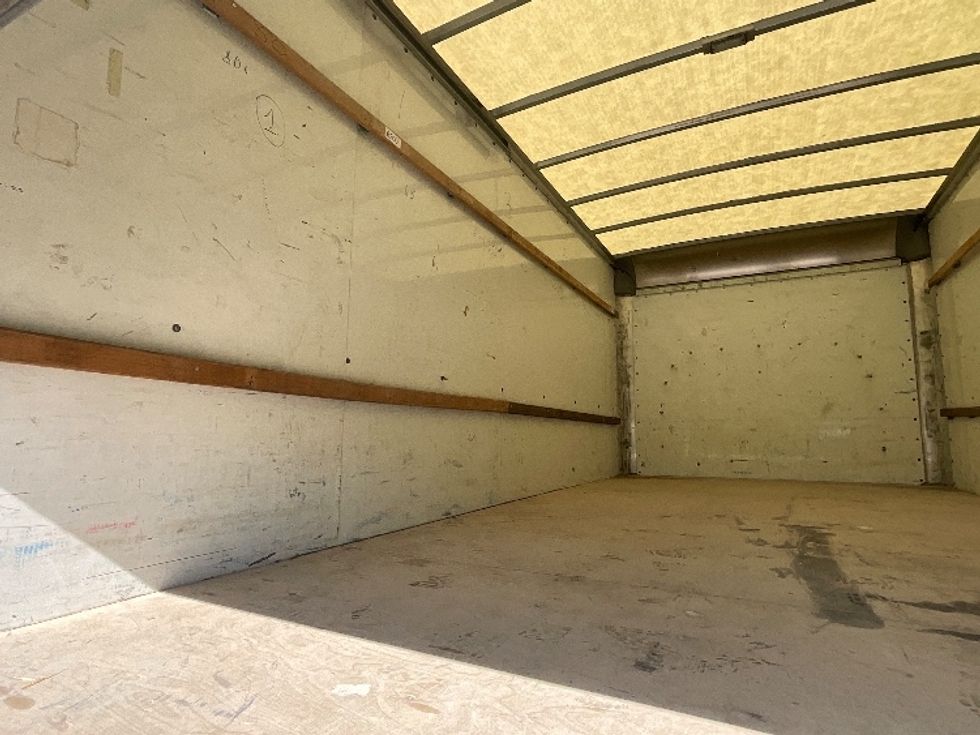 Light Duty Box Truck-Light and Medium Duty Trucks-GMC-2022-Savana G33903-Indianapolis-IN-67,778\n\t\tmiles-$ 34,500 - Image 9