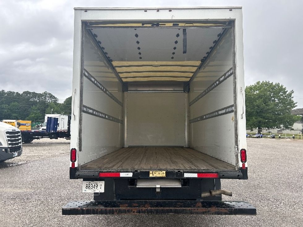 Light Duty Box Truck-Light and Medium Duty Trucks-GMC-2022-Savana G33903-Jackson-TN-12,172\n\t\tmiles-$ 42,500 - Image 8