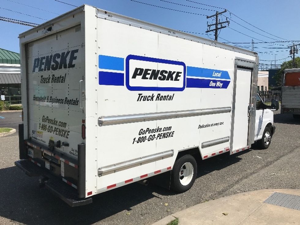 Light Duty Box Truck-Light and Medium Duty Trucks-GMC-2022-Savana G33903-Jamaica-NY-48,543\n\t\tmiles-$ 39,500 - Image 13