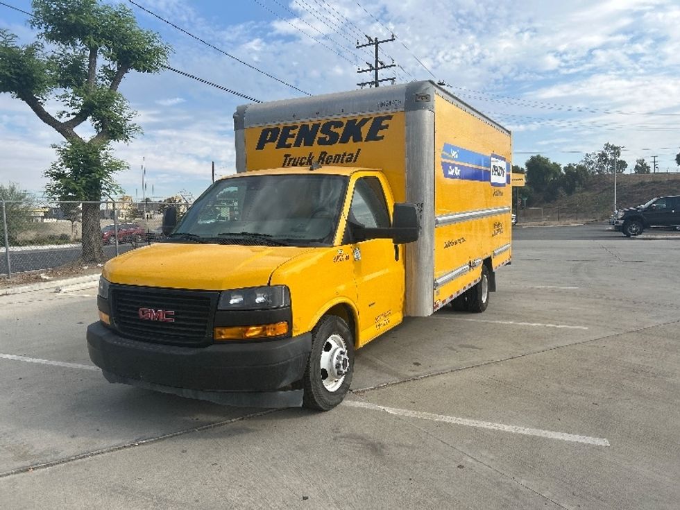 Light Duty Box Truck-Light and Medium Duty Trucks-GMC-2022-Savana G33903-Jurupa Valley-CA-102,256\n\t\tmiles-$ 28,000 - Image 3
