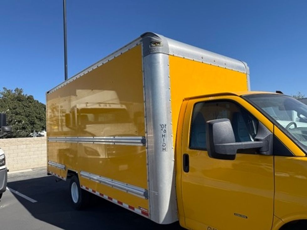 Light Duty Box Truck-Light and Medium Duty Trucks-GMC-2022-Savana G33903-Jurupa Valley-CA-103,575\n\t\tmiles-$ 31,250 - Image 4