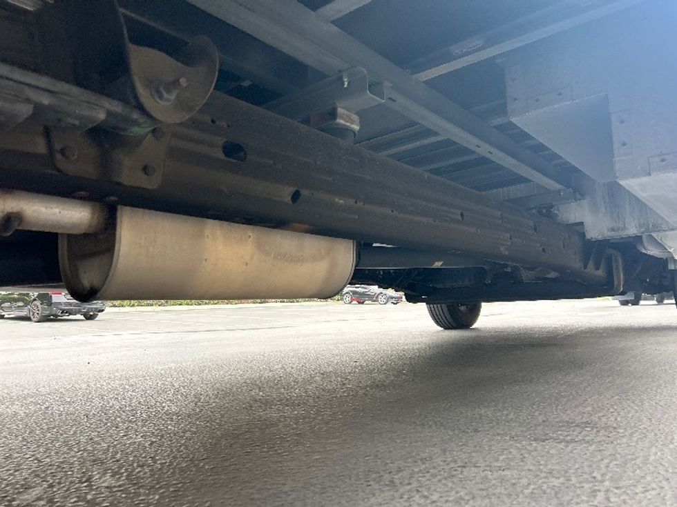 Light Duty Box Truck-Light and Medium Duty Trucks-GMC-2022-Savana G33903-Jurupa Valley-CA-35,019\n\t\tmiles-$ 45,500 - Image 14