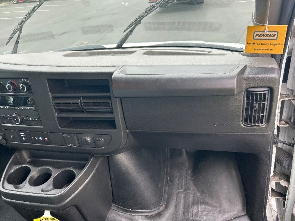 Light Duty Box Truck-Light and Medium Duty Trucks-GMC-2022-Savana G33903-Jurupa Valley-CA-35,019\n\t\tmiles-$ 45,500 - Image 21