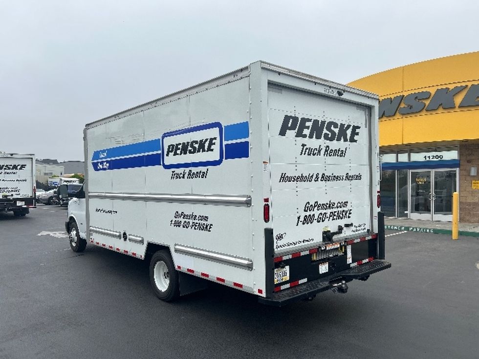 Light Duty Box Truck-Light and Medium Duty Trucks-GMC-2022-Savana G33903-Jurupa Valley-CA-35,019\n\t\tmiles-$ 45,500 - Image 6