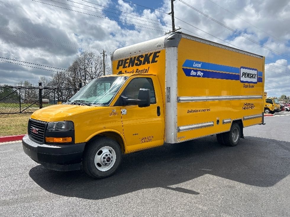 Light Duty Box Truck-Light and Medium Duty Trucks-GMC-2022-Savana G33903-Kansas City-MO-73,267\n\t\tmiles-$ 34,500 - Image 3