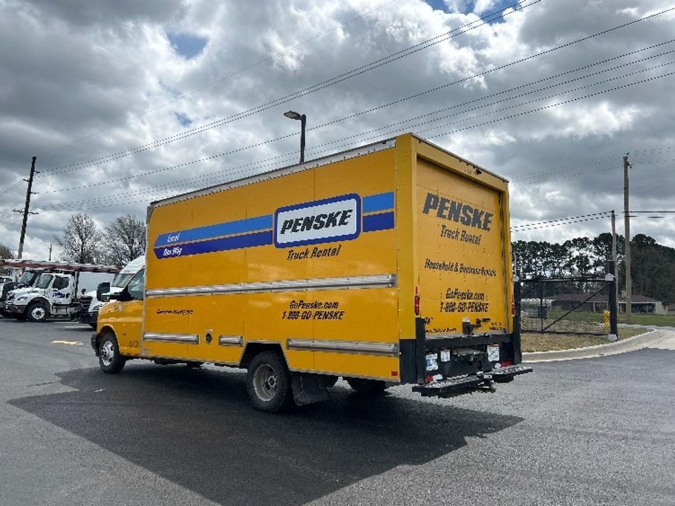 Light Duty Box Truck-Light and Medium Duty Trucks-GMC-2022-Savana G33903-Kansas City-MO-73,267\n\t\tmiles-$ 34,500 - Image 5