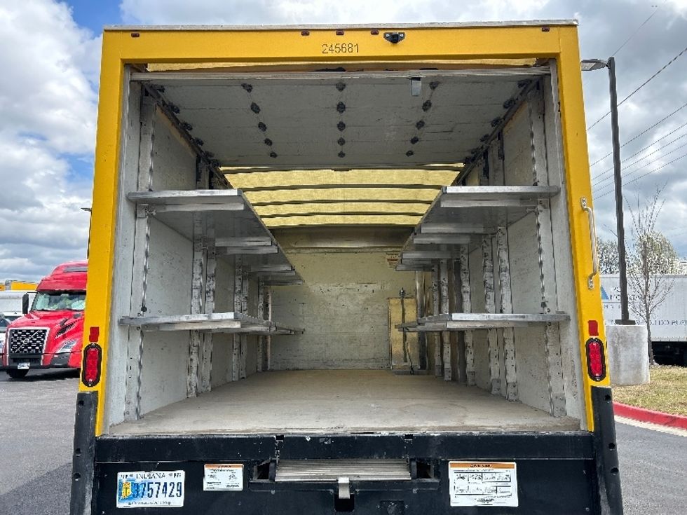 Light Duty Box Truck-Light and Medium Duty Trucks-GMC-2022-Savana G33903-Kansas City-MO-73,267\n\t\tmiles-$ 34,500 - Image 7