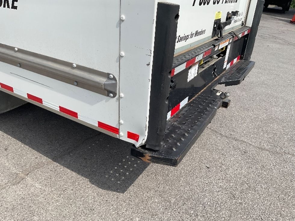 Light Duty Box Truck-Light and Medium Duty Trucks-GMC-2022-Savana G33903-Kansas City-MO-91,992\n\t\tmiles-$ 34,750 - Image 26