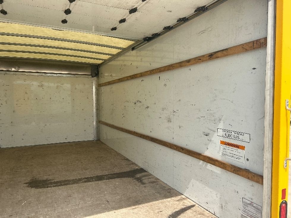 Light Duty Box Truck-Light and Medium Duty Trucks-GMC-2022-Savana G33903-Katy-TX-102,497\n\t\tmiles-$ 28,500 - Image 12