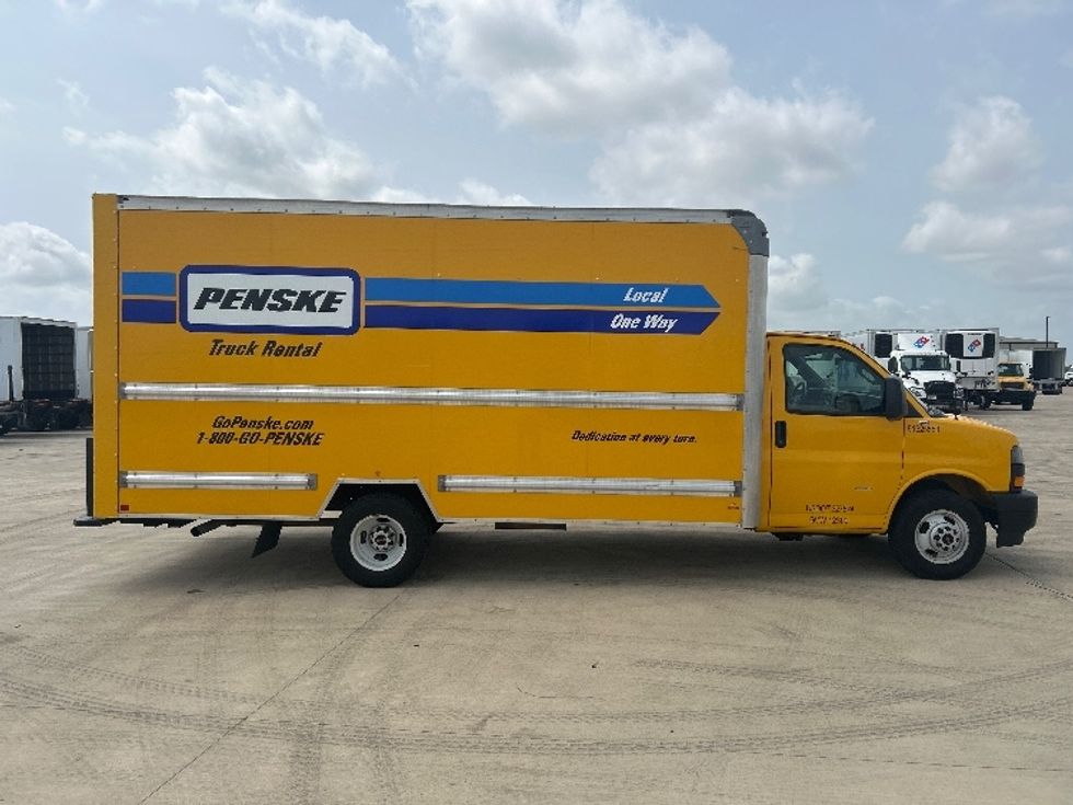Light Duty Box Truck-Light and Medium Duty Trucks-GMC-2022-Savana G33903-Katy-TX-102,497\n\t\tmiles-$ 28,500 - Image 15