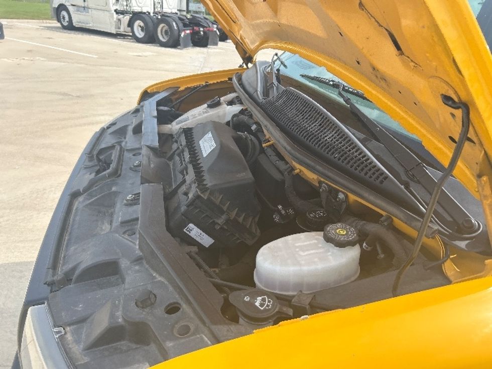 Light Duty Box Truck-Light and Medium Duty Trucks-GMC-2022-Savana G33903-Katy-TX-102,497\n\t\tmiles-$ 28,500 - Image 24