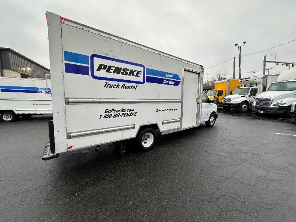 Light Duty Box Truck-Light and Medium Duty Trucks-GMC-2022-Savana G33903-Kearny-NJ-15,875\n\t\tmiles-$ 44,000 - Image 11