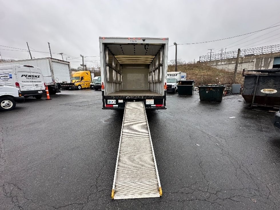 Light Duty Box Truck-Light and Medium Duty Trucks-GMC-2022-Savana G33903-Kearny-NJ-15,875\n\t\tmiles-$ 44,000 - Image 9