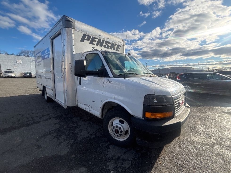 Light Duty Box Truck-Light and Medium Duty Trucks-GMC-2022-Savana G33903-Kearny-NJ-23,042\n\t\tmiles-$ 47,750 - Image 1