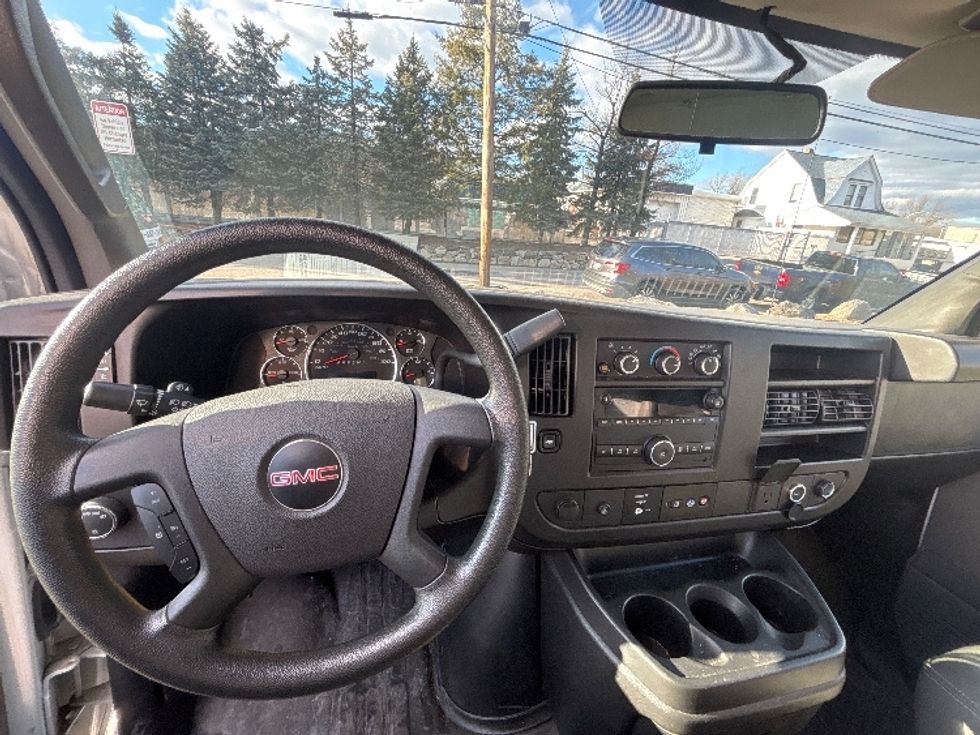 Light Duty Box Truck-Light and Medium Duty Trucks-GMC-2022-Savana G33903-Kearny-NJ-23,042\n\t\tmiles-$ 47,750 - Image 18