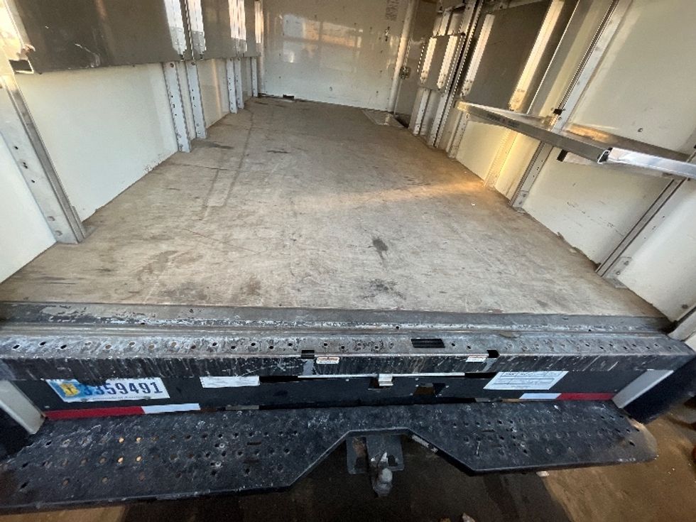 Light Duty Box Truck-Light and Medium Duty Trucks-GMC-2022-Savana G33903-Kearny-NJ-31,038\n\t\tmiles-$ 47,000 - Image 10