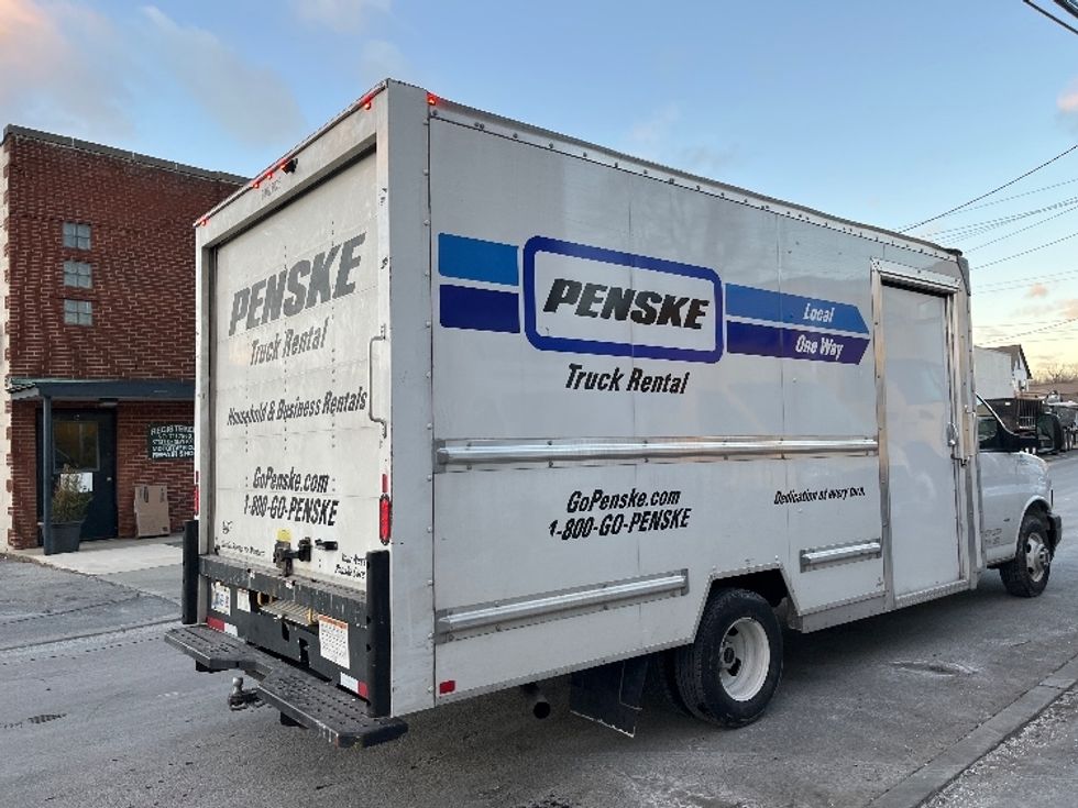 Light Duty Box Truck-Light and Medium Duty Trucks-GMC-2022-Savana G33903-Kearny-NJ-31,038\n\t\tmiles-$ 47,000 - Image 13