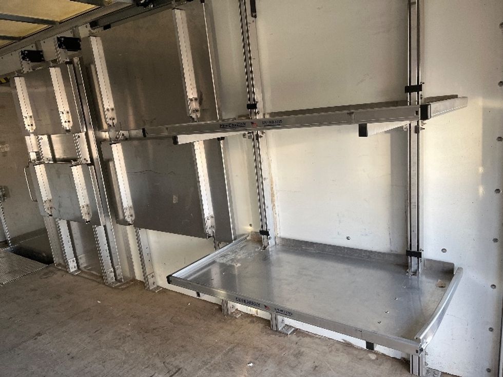 Light Duty Box Truck-Light and Medium Duty Trucks-GMC-2022-Savana G33903-Kearny-NJ-31,038\n\t\tmiles-$ 47,000 - Image 25