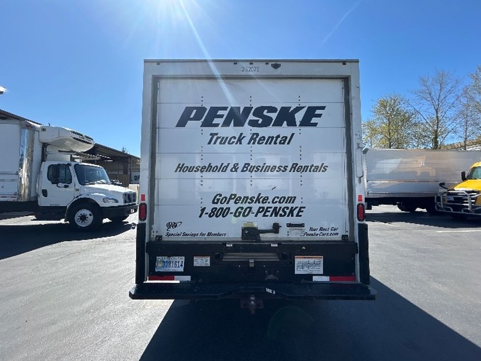 Light Duty Box Truck-Light and Medium Duty Trucks-GMC-2022-Savana G33903-Kent-WA-27,923\n\t\tmiles-$ 44,500 - Image 6