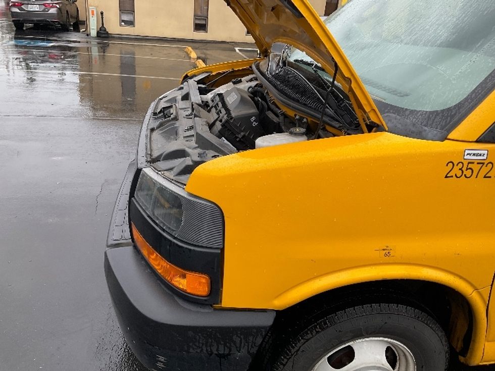 Light Duty Box Truck-Light and Medium Duty Trucks-GMC-2022-Savana G33903-Kent-WA-36,974\n\t\tmiles-$ 41,000 - Image 23