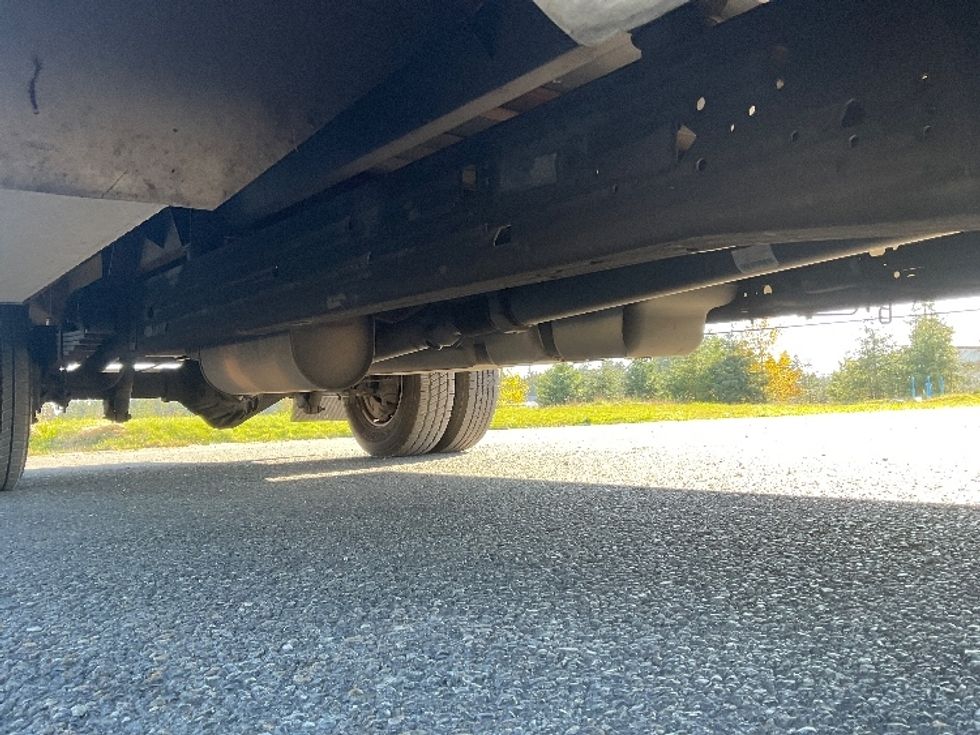 Light Duty Box Truck-Light and Medium Duty Trucks-GMC-2022-Savana G33903-Kent-WA-46,529\n\t\tmiles-$ 42,250 - Image 14