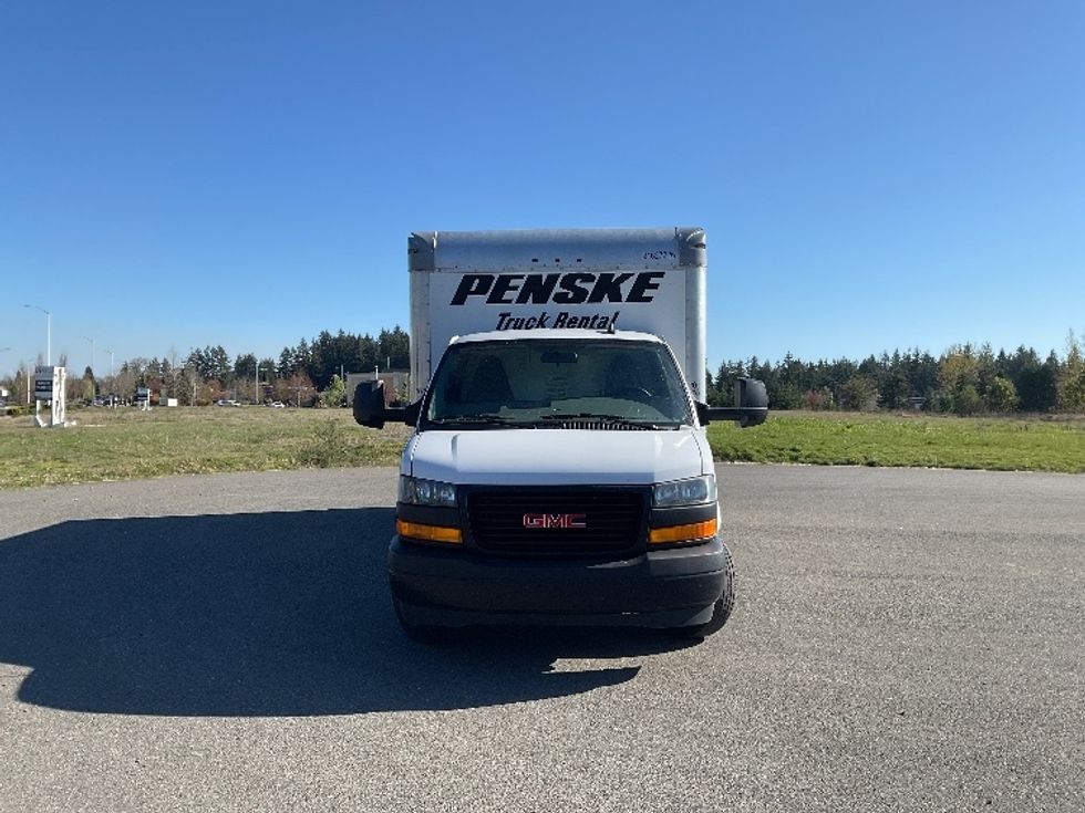 Light Duty Box Truck-Light and Medium Duty Trucks-GMC-2022-Savana G33903-Kent-WA-46,529\n\t\tmiles-$ 42,250 - Image 2