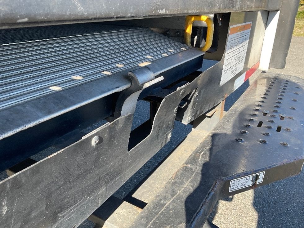 Light Duty Box Truck-Light and Medium Duty Trucks-GMC-2022-Savana G33903-Kent-WA-46,529\n\t\tmiles-$ 42,250 - Image 27