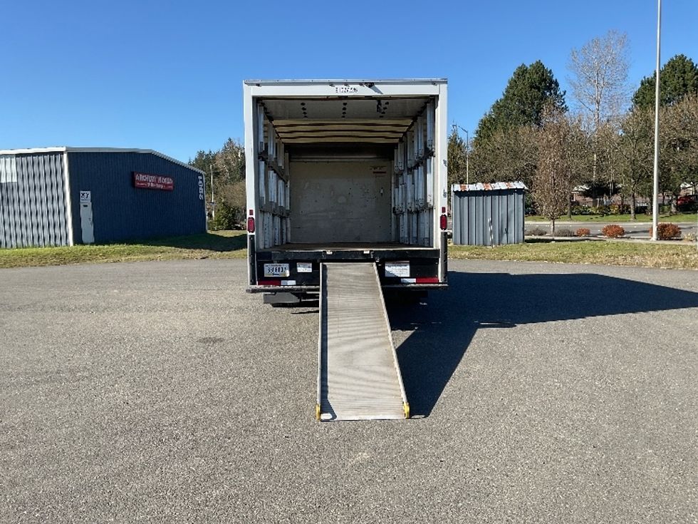 Light Duty Box Truck-Light and Medium Duty Trucks-GMC-2022-Savana G33903-Kent-WA-46,529\n\t\tmiles-$ 42,250 - Image 9
